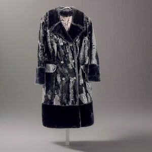 Vintage Retro fur coat vegan faux winter outerwear midi 50s mid century medium